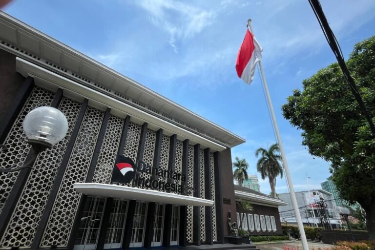 Danantara Gandeng JBIC Biayai Proyek Energi Hijau Indonesia