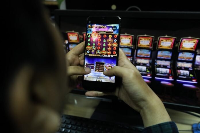 Langkah Strategis Pemerintah Blokir Rekening Tidak Aktif Berhasil Turunkan Transaksi Judi Daring