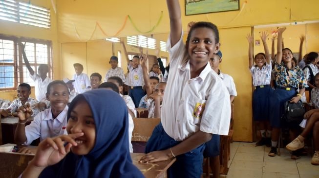 Semangat Sumpah Pemuda dan Komitmen Pemerintah Membangun Generasi Emas Papua
 